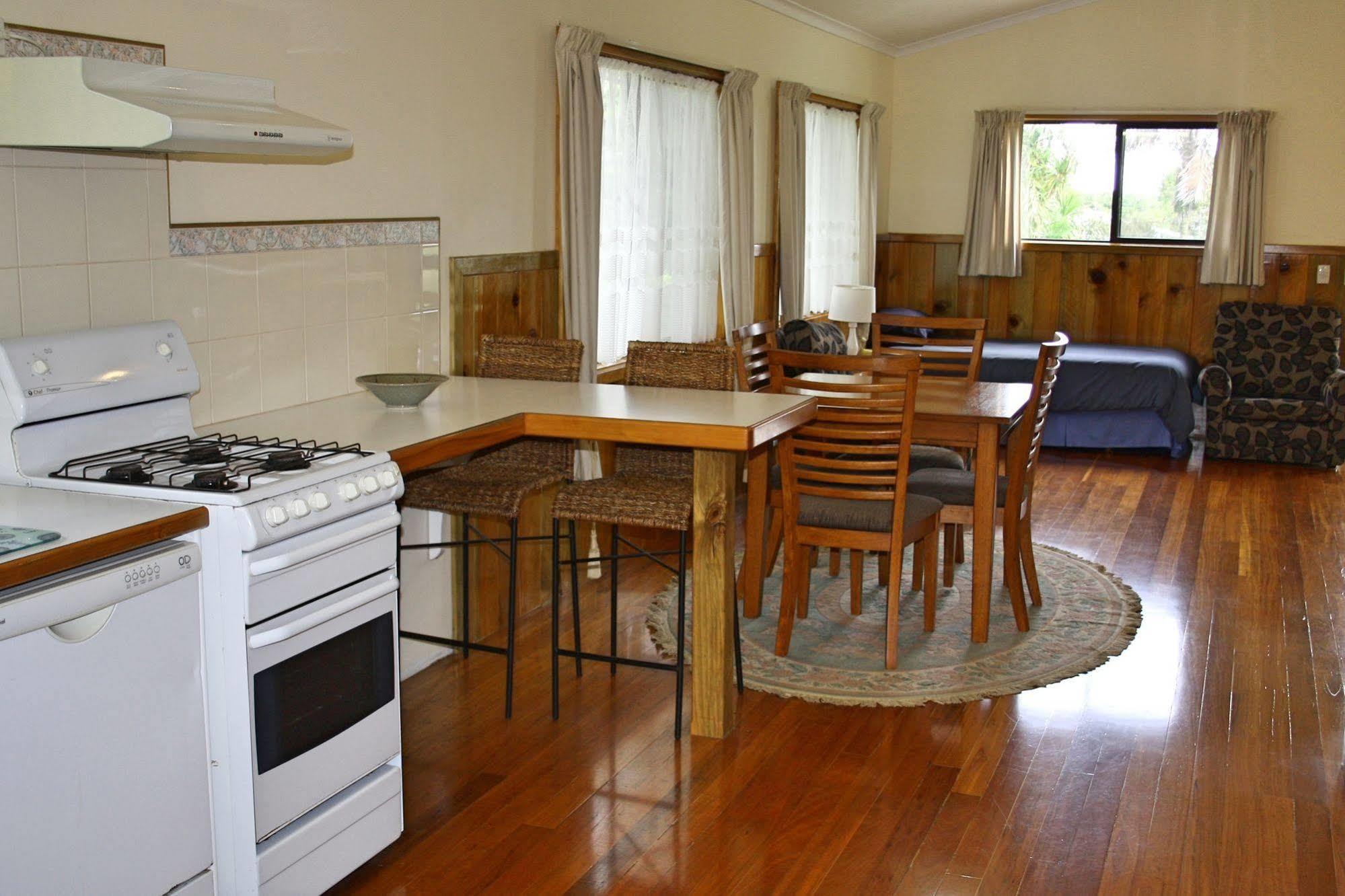 Tau Gardens Hotel Norfolk Island Exterior foto
